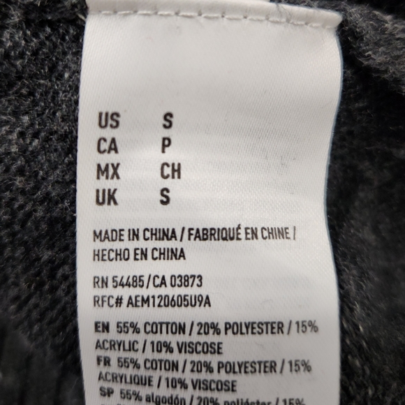 AEO Gray Sweater - Picture 5 of 6